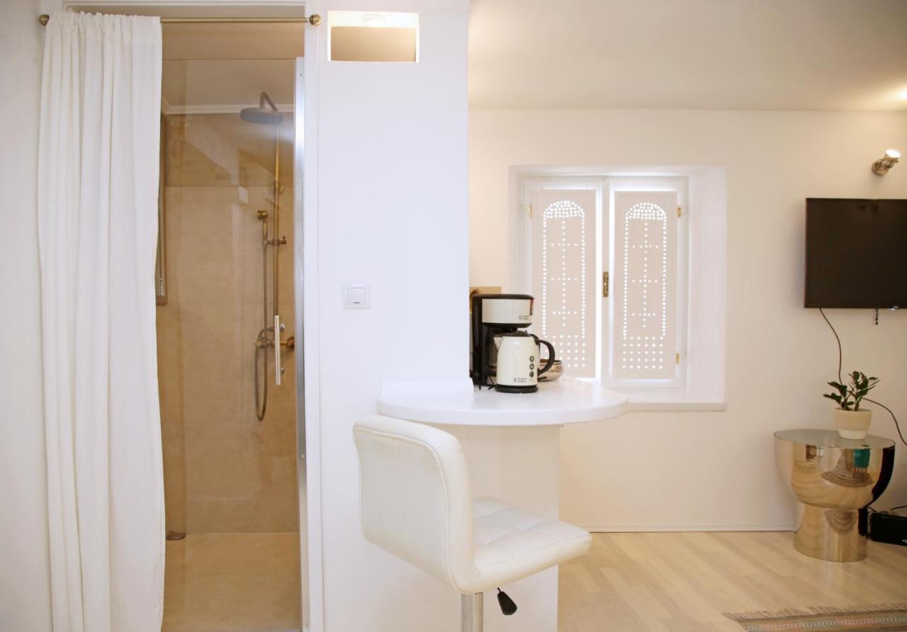 Swan City Apartment & Room Sibenik Exterior photo